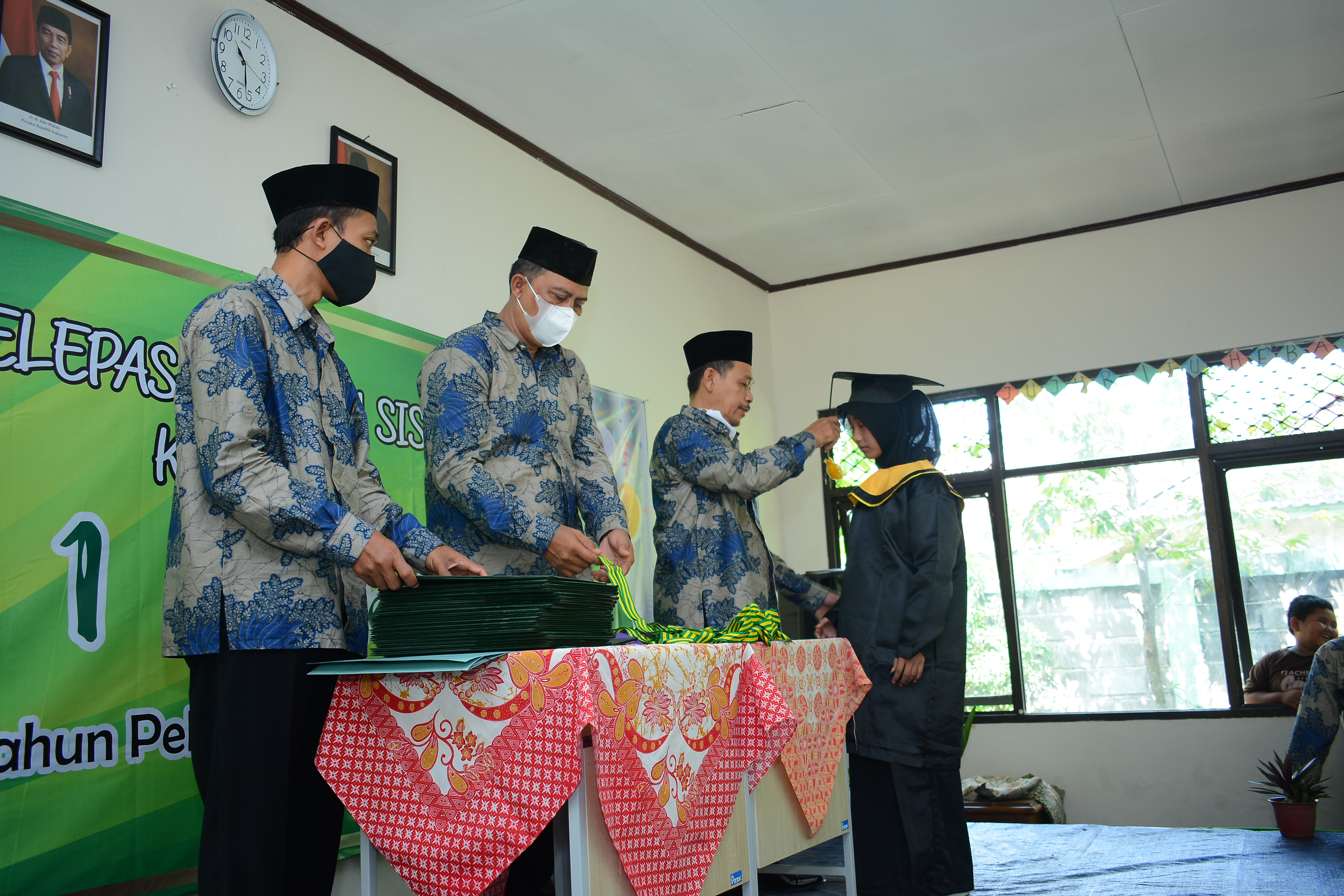 Prosesi Wisuda Siswa-siswi MIN 1 Pandeglang Tahun 2020_2021