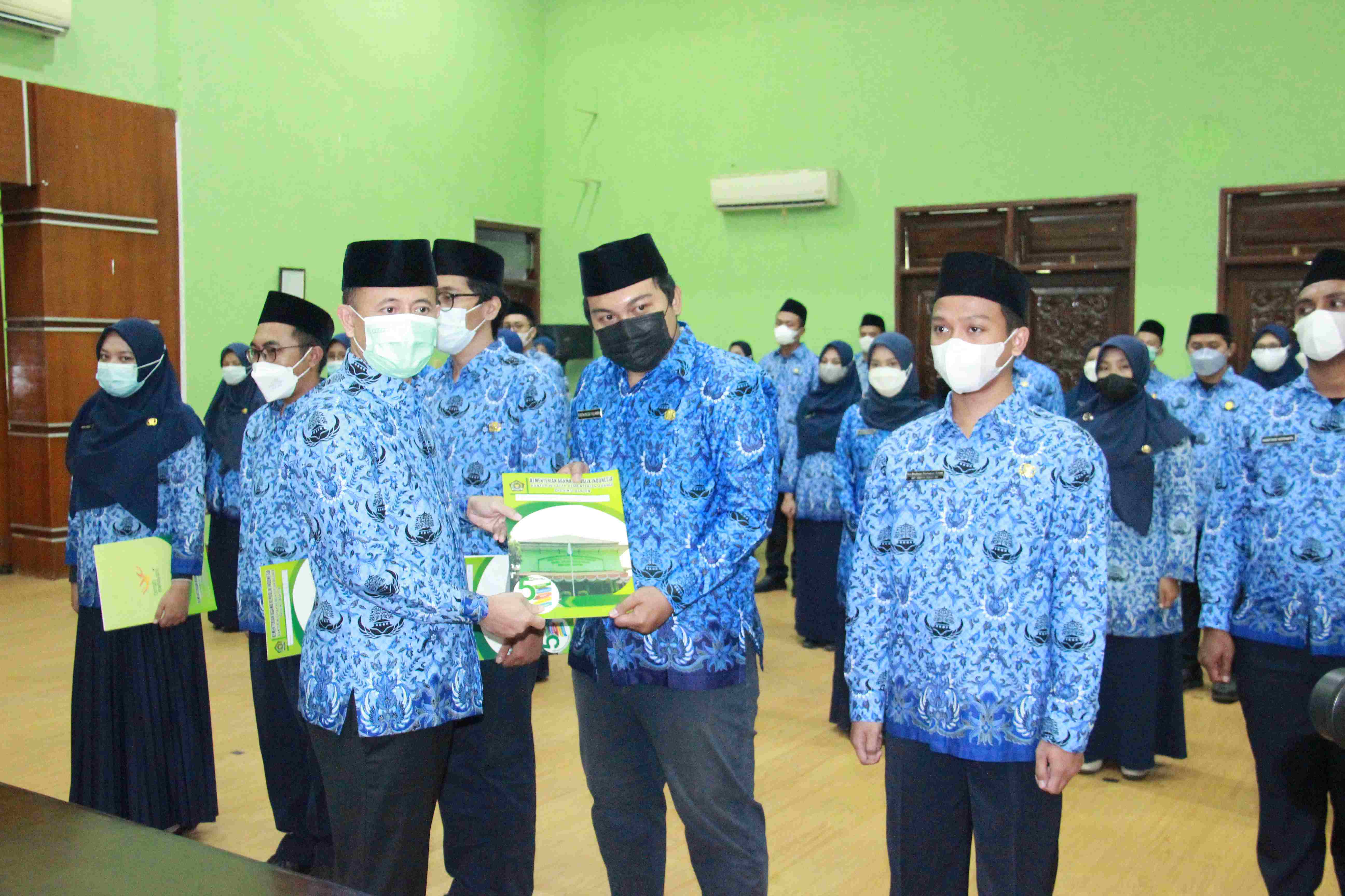Pengukuhan 48 ASN di lingkungan Kemenag Provinsi Banten