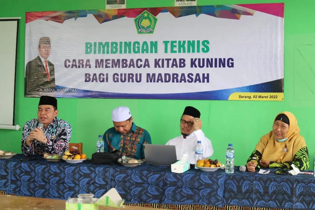 Bimtek Cara Membaca Kitab Kuning Bagi Guru Madrasah