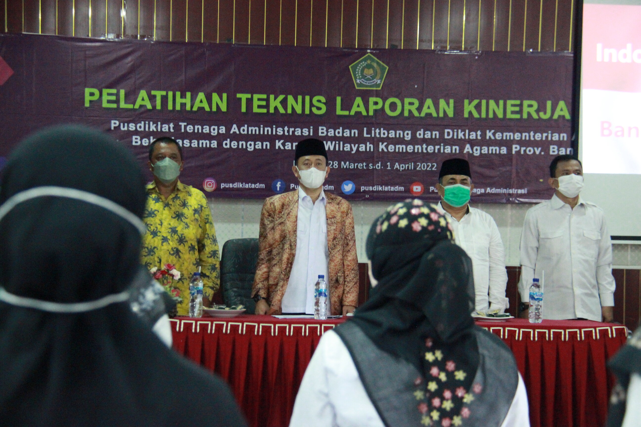 Pelatihan Teknis Laporan Kinerja di Aula Kemenag Kabupaten Serang