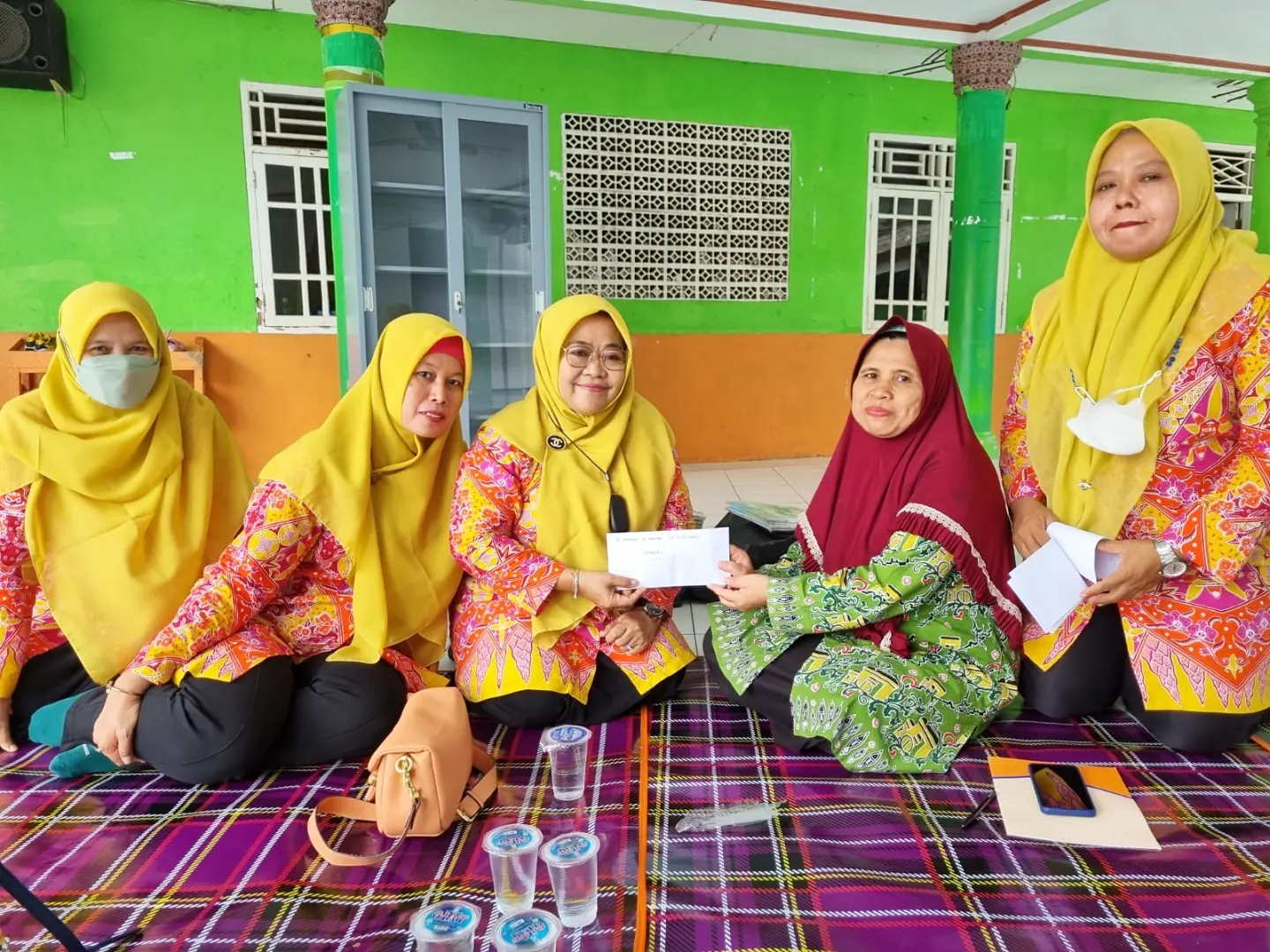 IGRA Tangsel Beri Bantuan untuk RA Kota Serang Korban Banjir